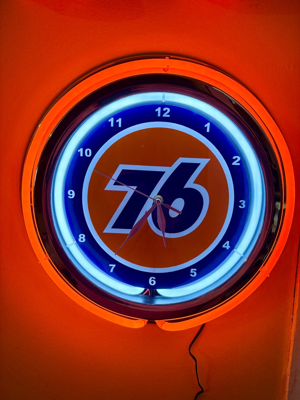 Union 76 Oil Gas Service Station Garage Man Cave Neon Style Retro LED Clock Sign