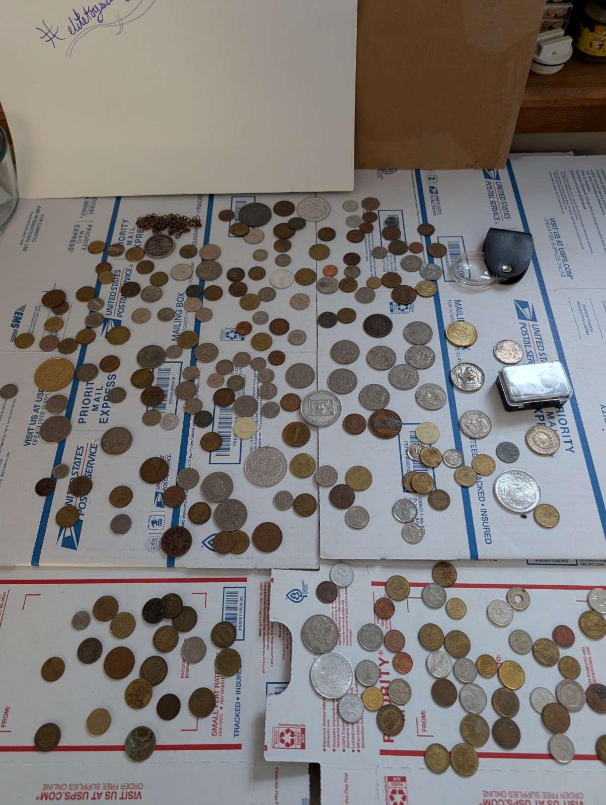 Massive Lot Of *VINTAGE* Foreign Currency Coin Collection #327