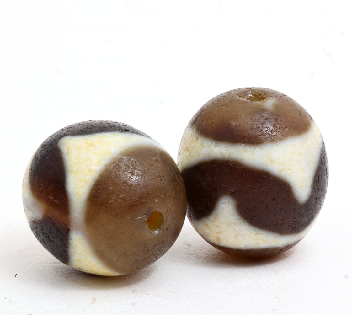 Tibetan Cultures Dzi Bead A Matching Pair Double Tiger-Tooth (Huya ) Amulet