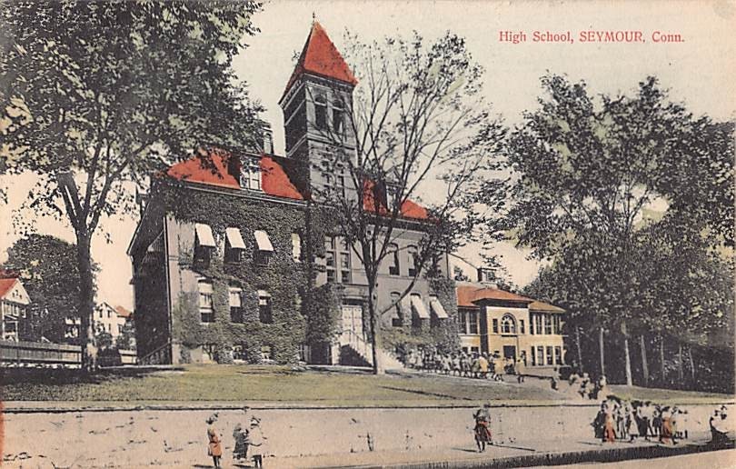 SEYMOUR, CT ~ HIGH SCHOOL, STUDENTS OUTSIDE, #515 ~ used 1909