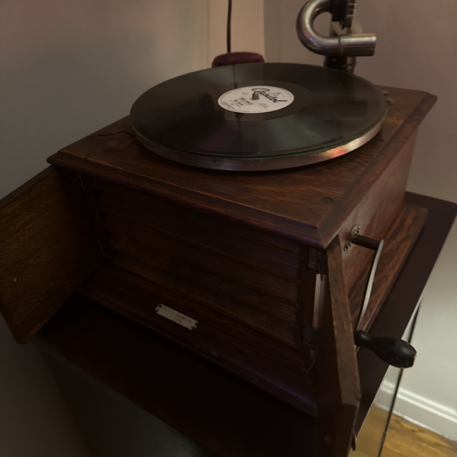 Antique Victor Talking Machine VV-VI Tabletop Phonograph 1911 With Reproducer
