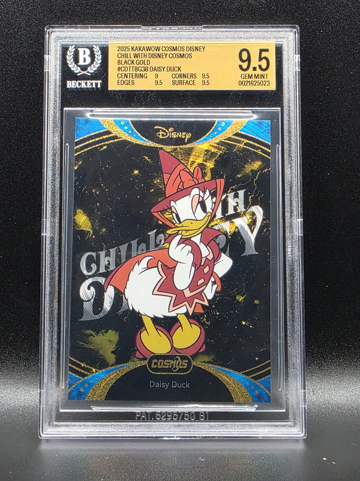 2025 Kakawow Cosmos Disney Daisy Duck Chill With Disney Black Gold 1/1 - BGS 9.5