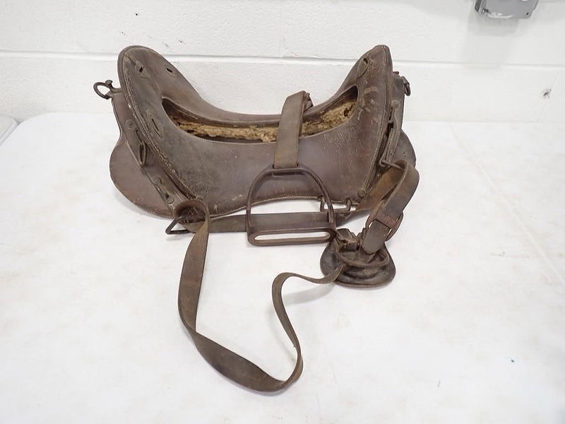 McClellan artillery saddle model 1904 11 in Seat US WW1 Antique