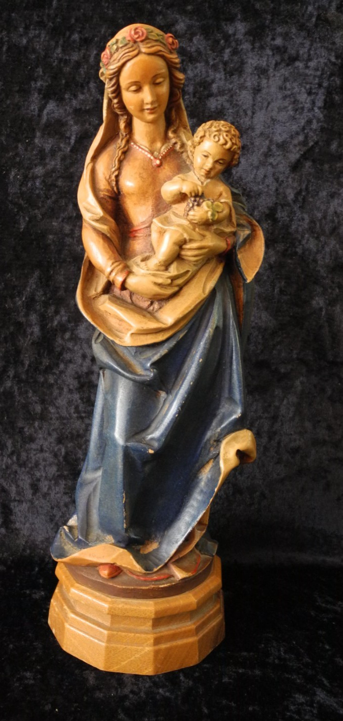 VINTAGE HAND-CARVED WOODEN CATHOLIC MADONNA & CHILD STATUE WITH GRAPES