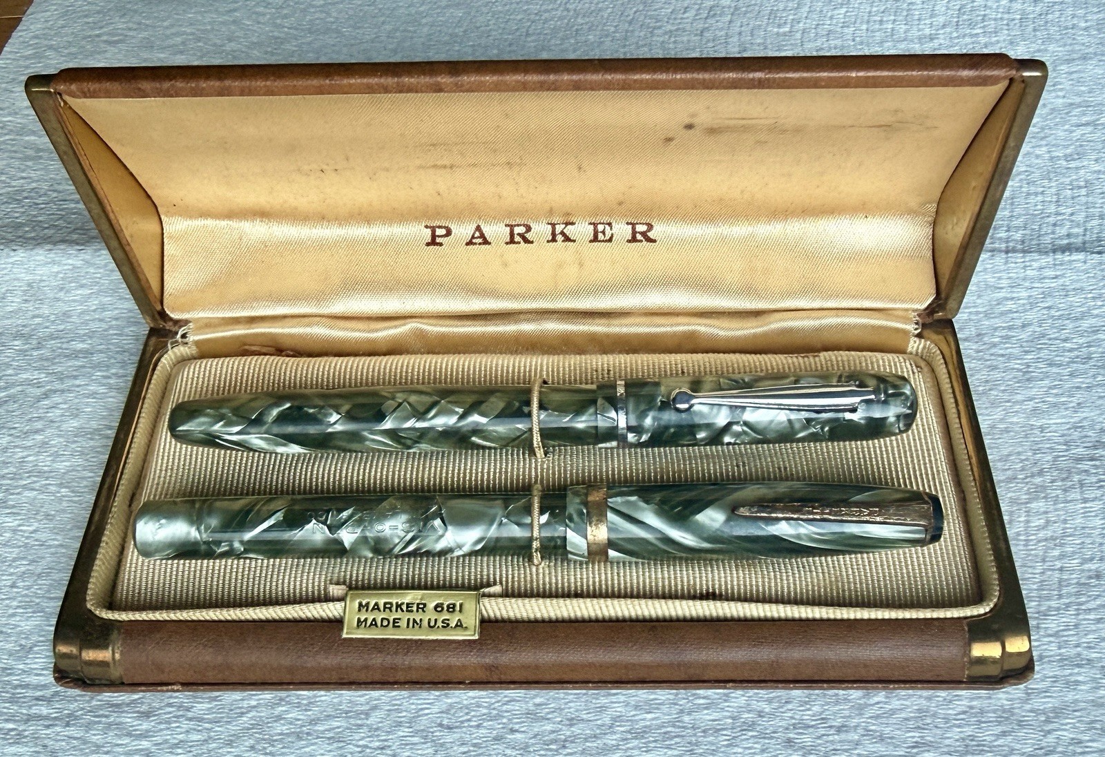 1941 Parker Fountain Pen Set.  Parker Parkette Zephyr & Aikin Lambert Vis-O-Pen.