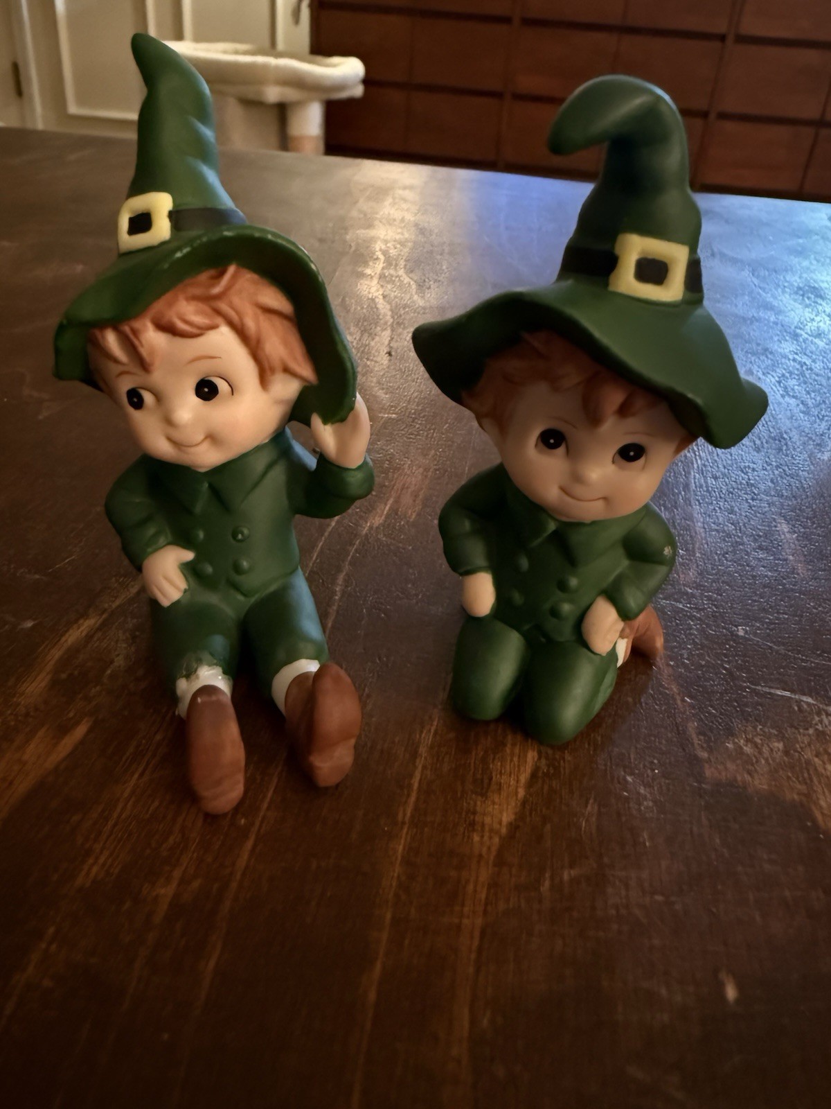 SET OF 2 VINTAGE LEFTON PIXIE ELF LEPRECHAUN FIGURINES 