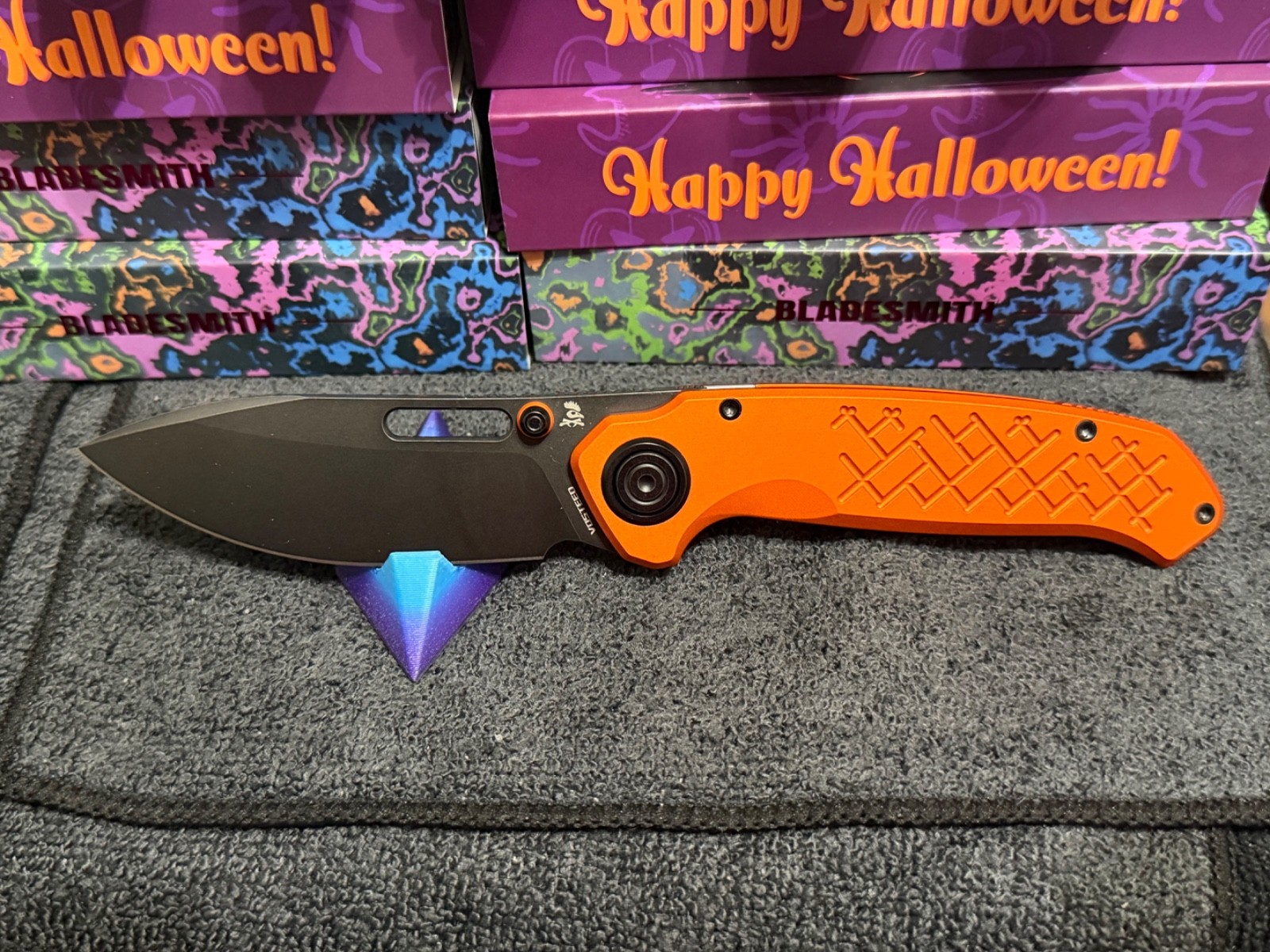 Vosteed Zander orange sold out everywhere very hard to get color