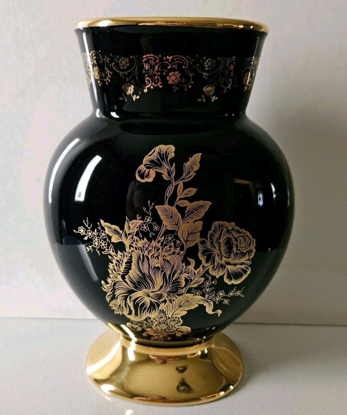 Limoges Castel Cobalt Blue And Gold Vase Floral 22k Gold Embellished 8