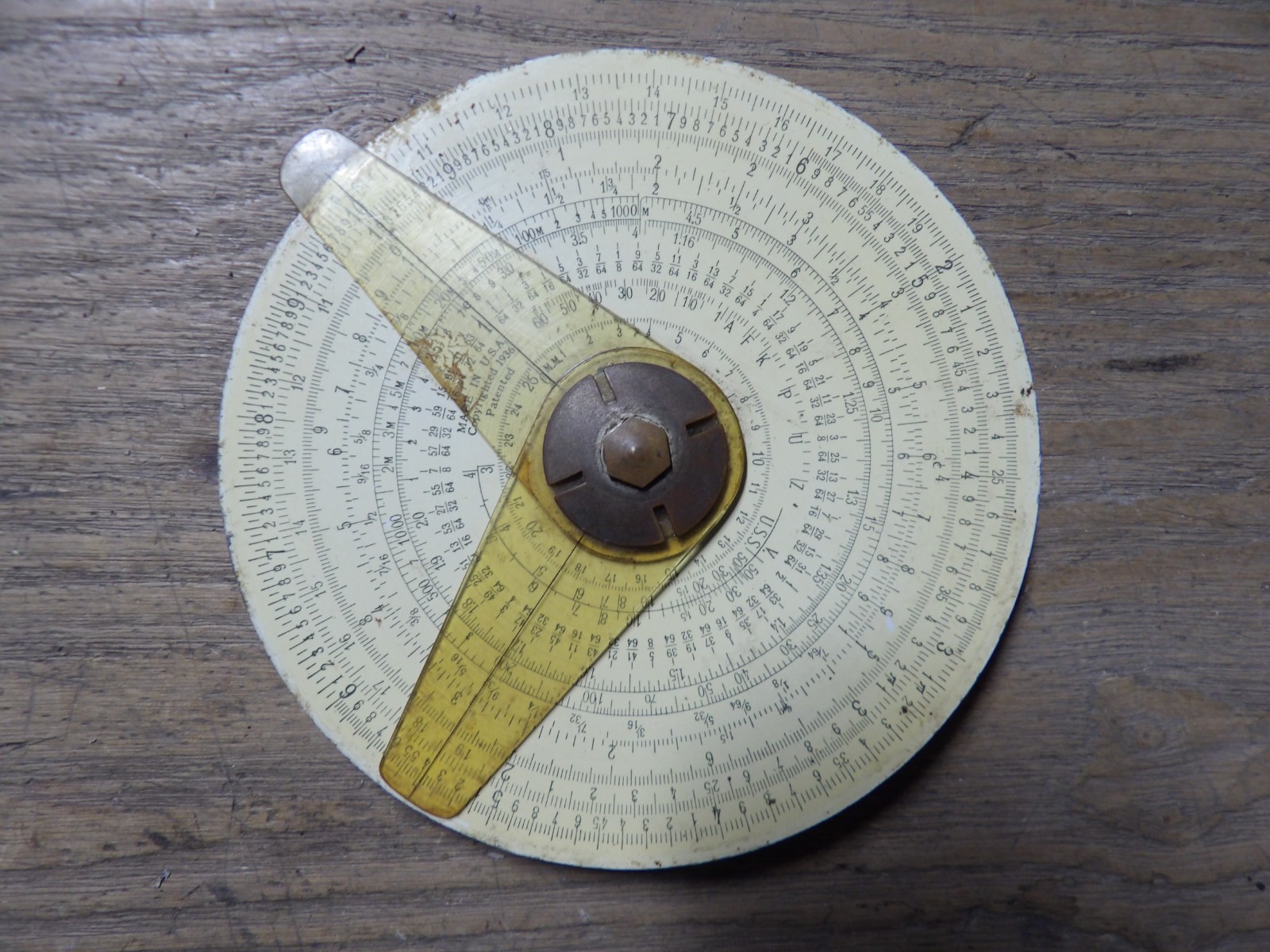 Vintage Gilson Circular Midget Slide Rule 1931 1936 USA Calculator Disk