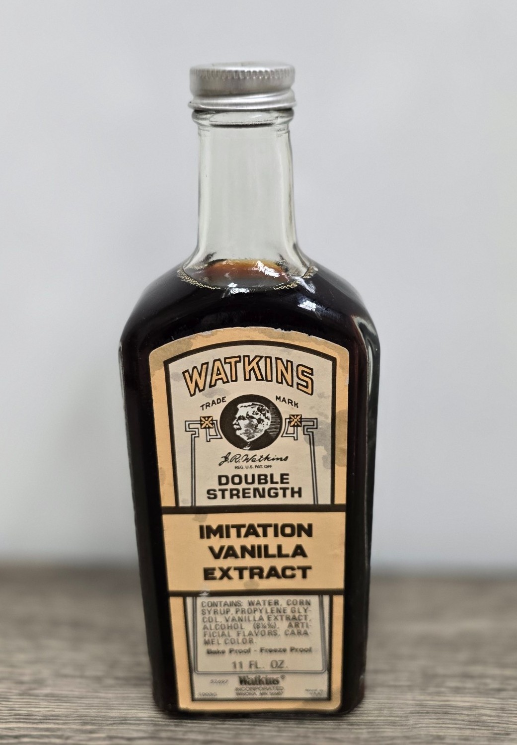 Vintage 1960s Watkins Imitation Vanilla Extract 11 oz Glass Bottle New Sealed
