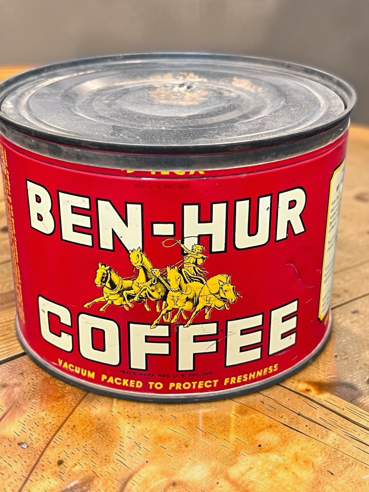 Vintage Ben-Hur Coffee Tin 1 lb Can Chariot Graphic Los Angeles Pre-1953