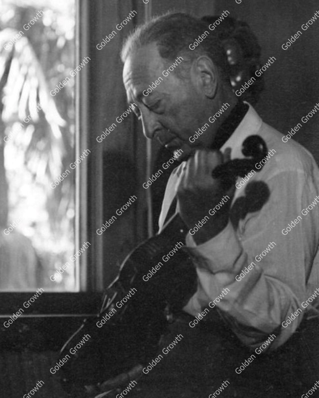 Jascha Heifetz Rare 8x10 Photo