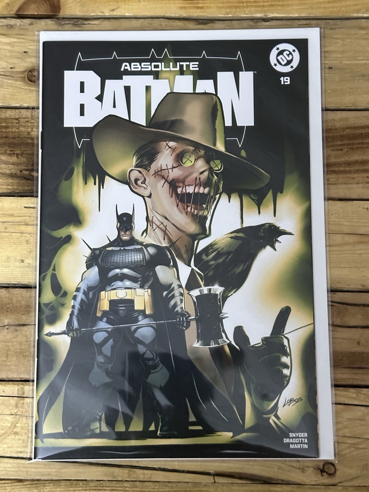 ABSOLUTE BATMAN #19 PABLO VILLALOBOS TRADE DRESS -  LOBOS - DC COMICS