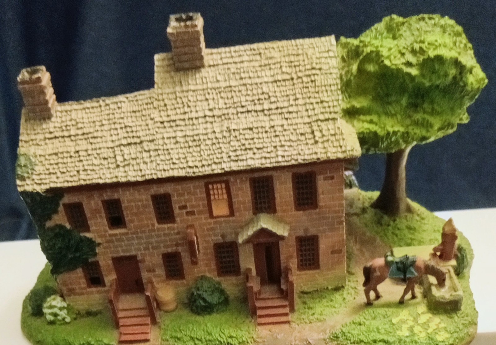 White House In Sculpture by Kenneth & Hope LeVan