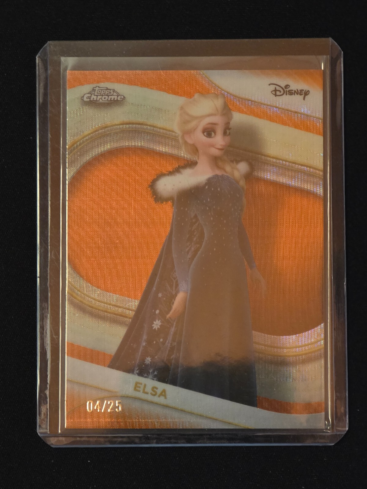 2025 Topps Chrome Disney Elsa Orange Wave Refractor /25 #111 Frozen 04/25