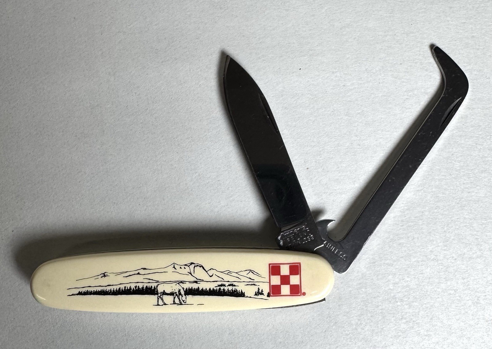 Vtg Scrimshaw Imperial Ireland Purina Omolene Horseman Pocket Knife/Hoof Pick
