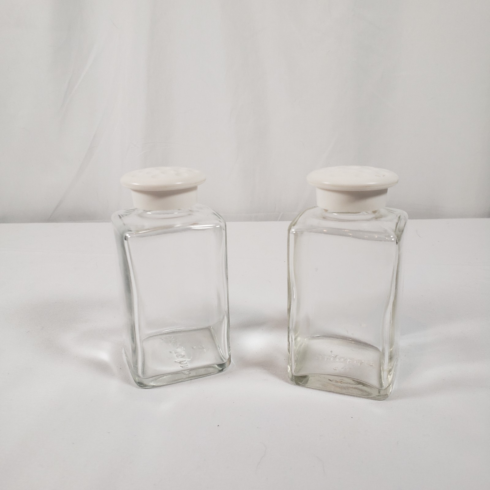 Vintage Upjohn Glass Medicine Bottles Lot 2 Dimpled White Caps Apothecary 3.75\