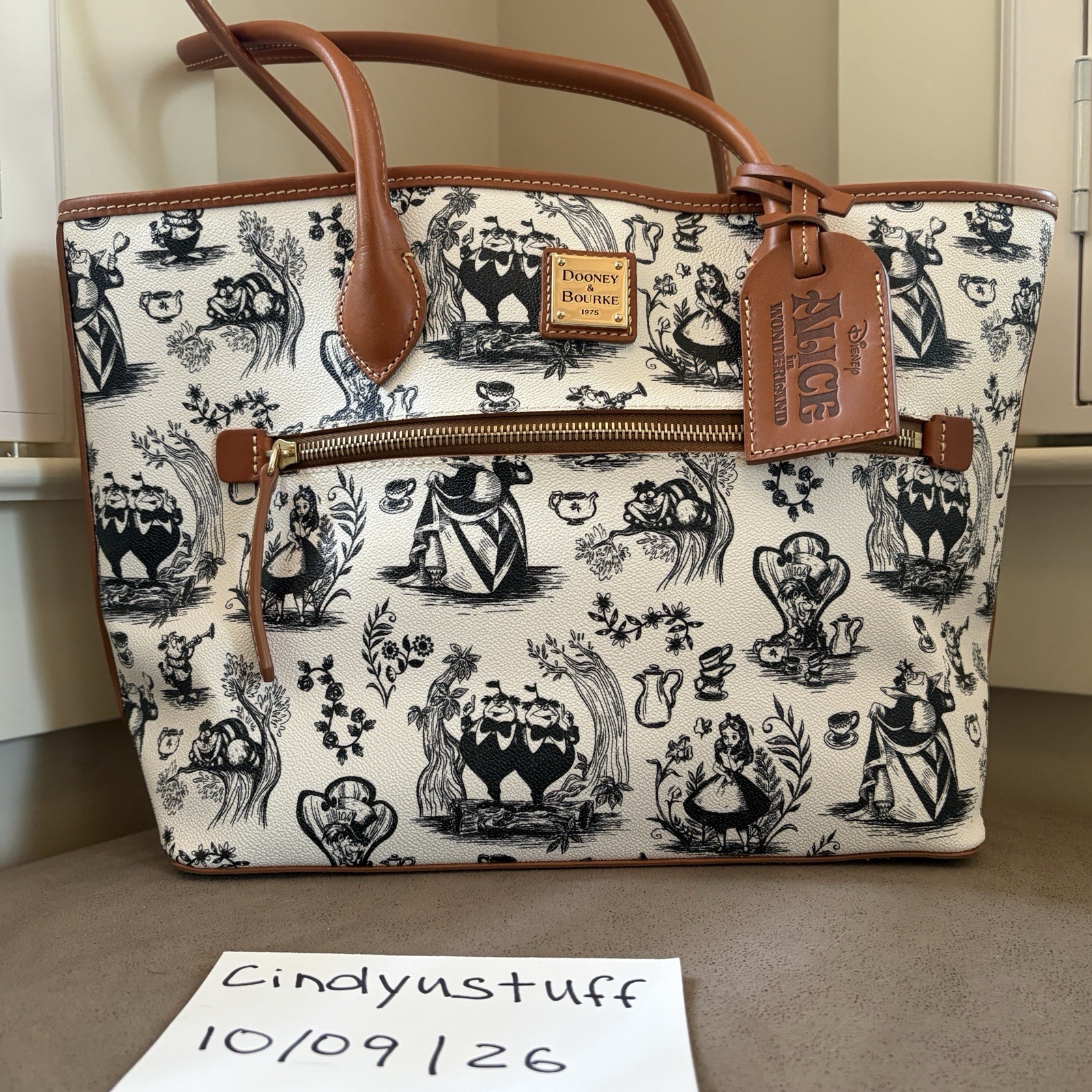 Dooney & Bourke Disney 2022 Alice in Wonderland Tote Bag - NWOT