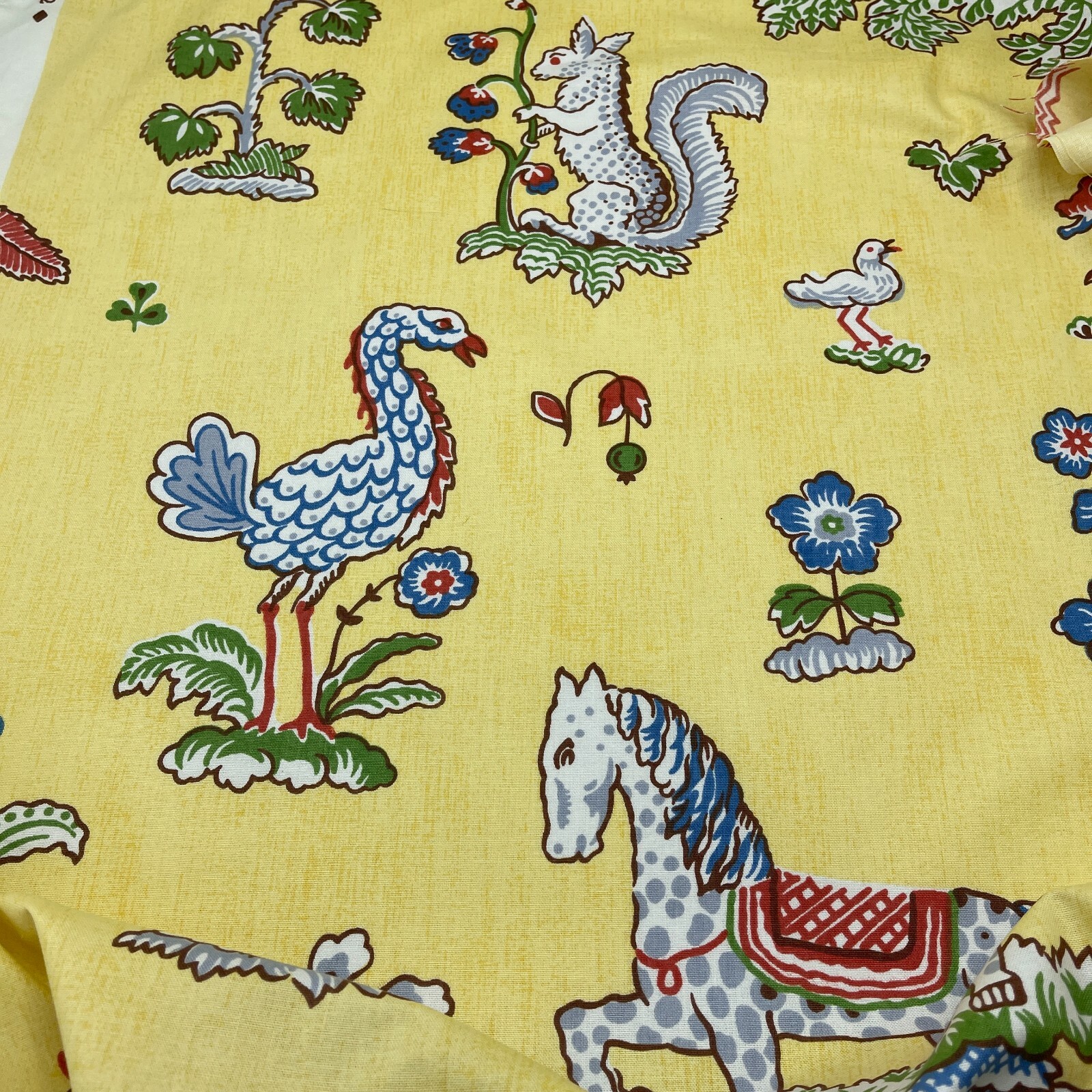 1992 Jane Churchill Menagerie 2 Yards 54