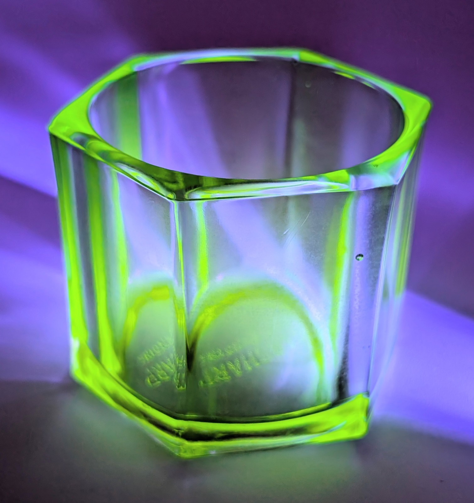 HTF Vintage GLASHARP Uranium Green Glass Razor Hone/Sharpener