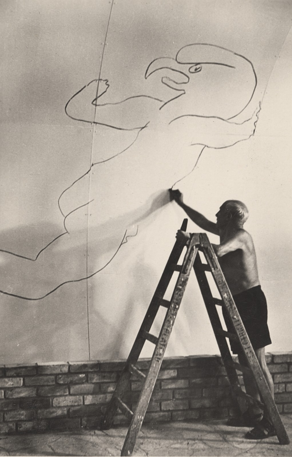 1953 Pablo Picasso Drawing Mural, Vallauris, France RPPC by Andre Villers