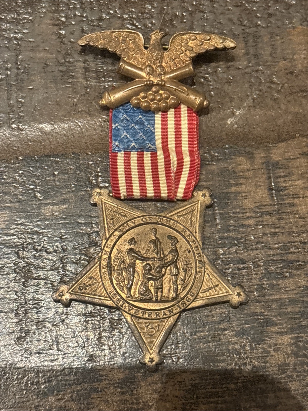 Civil War Veterans\' GAR Grand Army Of The Republic Service Medal NUMBERED ON RIM