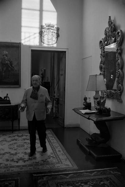English writer William Somerset Maugham at his villa La Mauresque - Old Photo 1