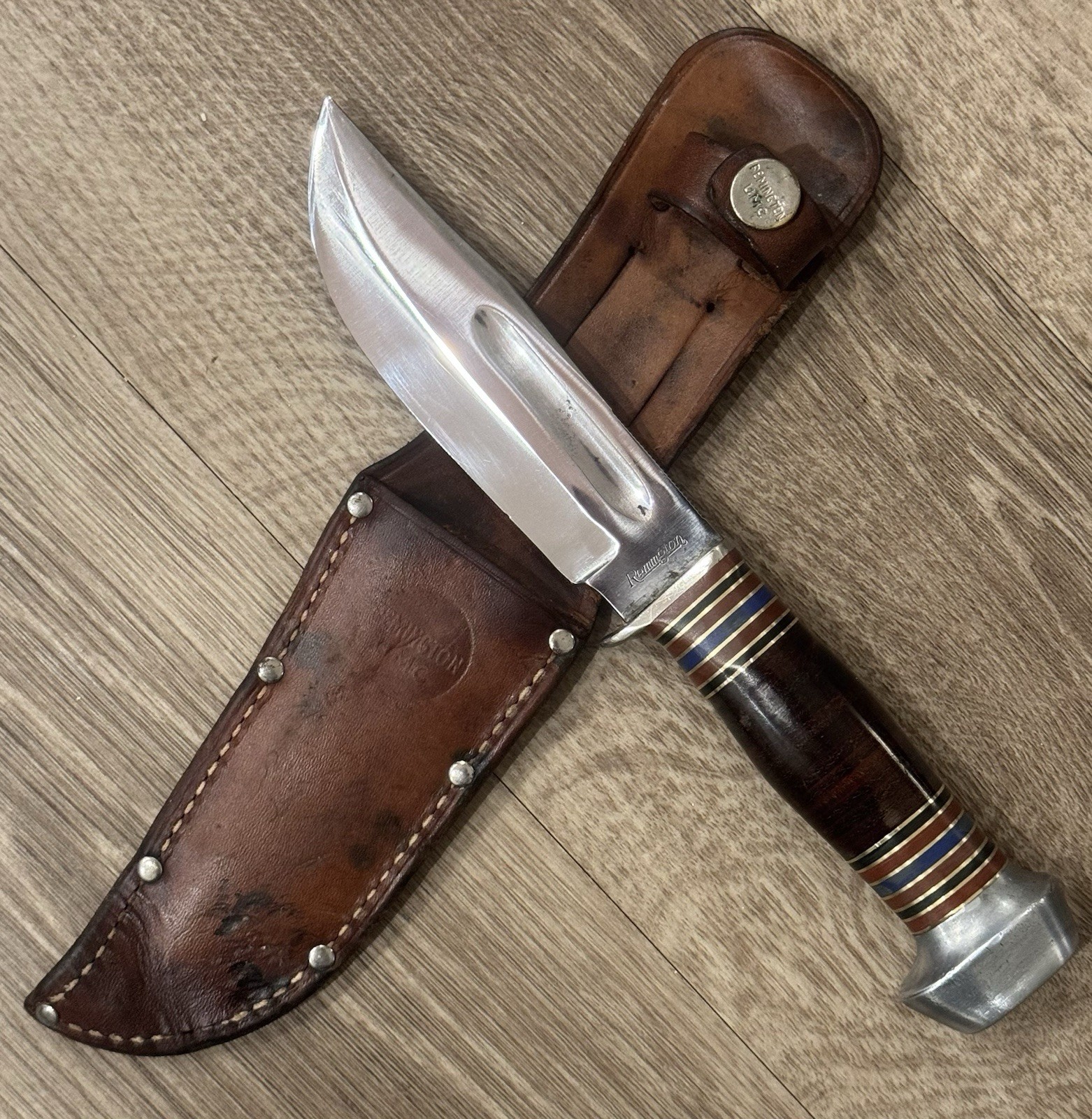 Remington UMC RH 34 Vintage Knife BLUE SPACER- And Sheath