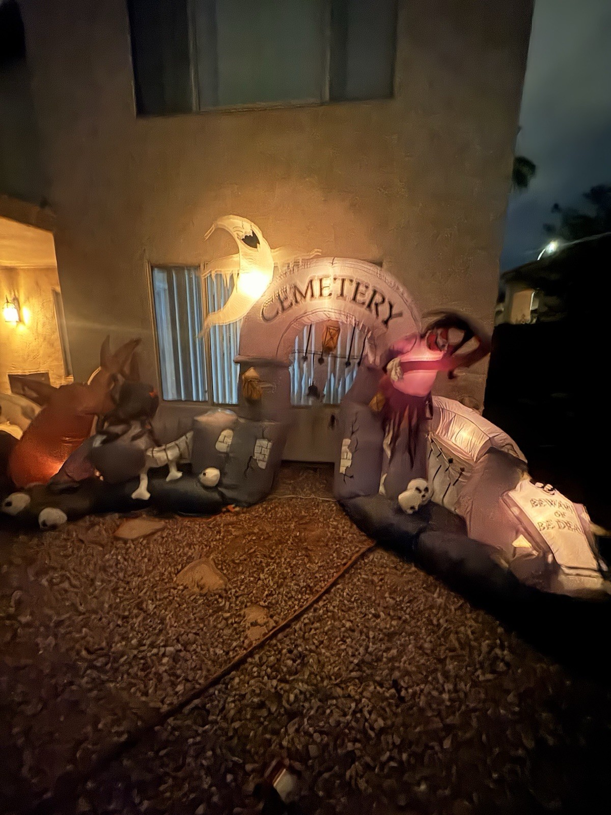 Gemmy 2008 Halloween 10' Long Cemetery Gateway Entry Scene Inflatable (READ)