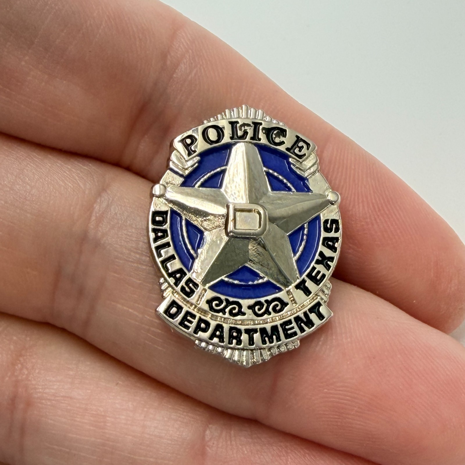 Dallas Texas Police Department “D” Star Lapel Pin Silver Tone