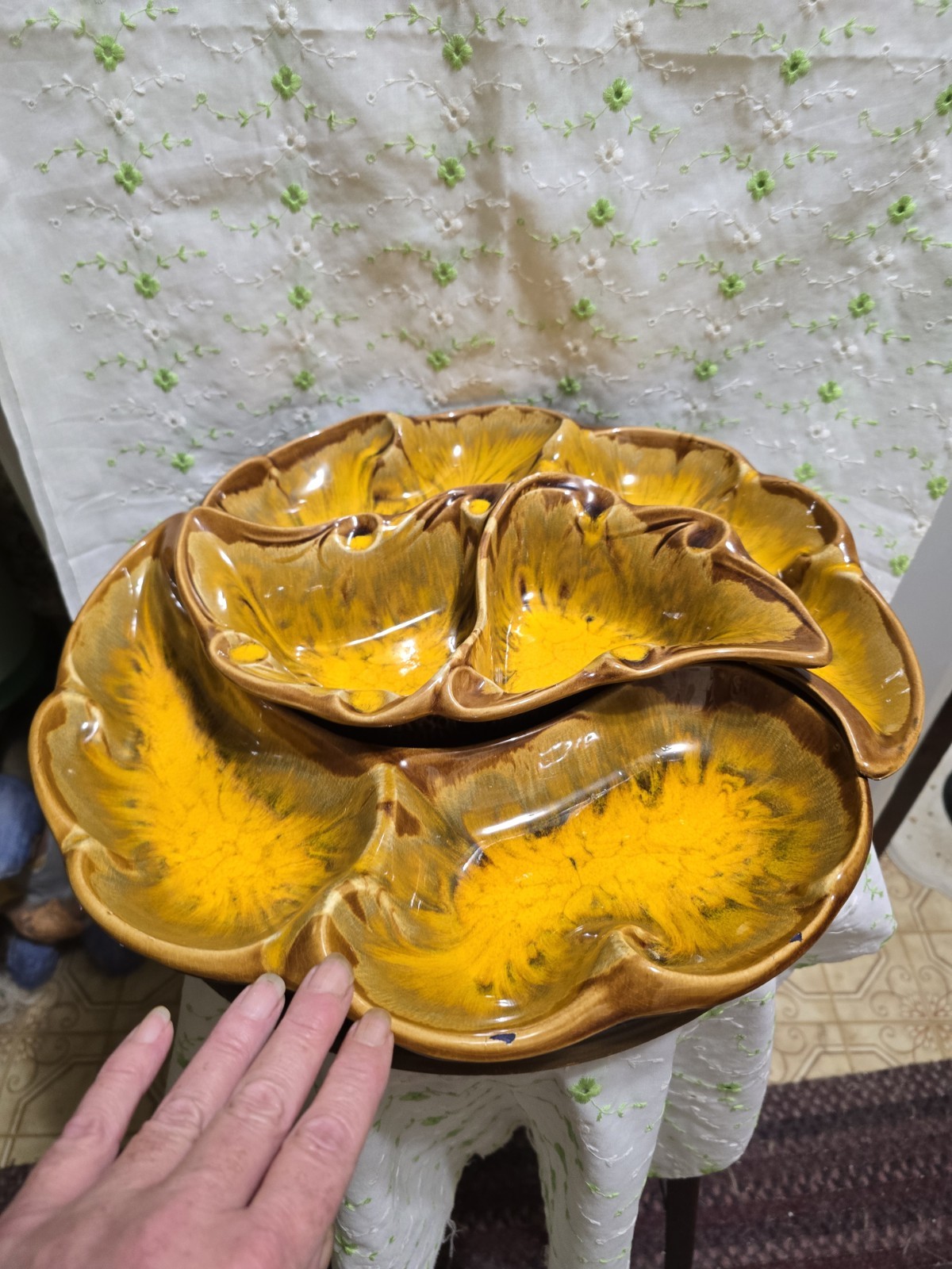 VTG MCM 50\'S/60\'S 6 SECTION SERVER W LAZY SUSAN USA POTTERY C CIL STYLE