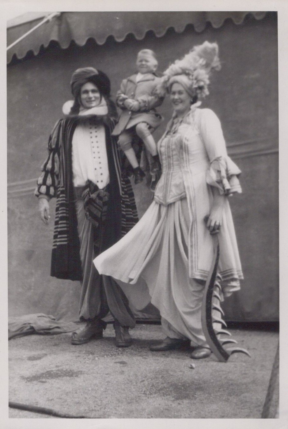 Ringling Bros RBBB Circus Costumed Performers Midget 1947 - Original Photo