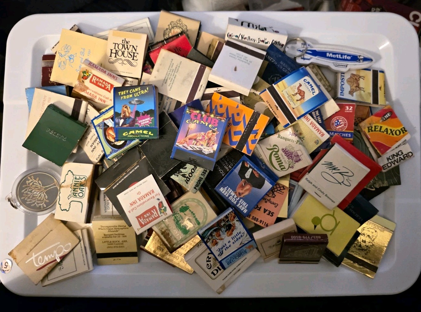 Large Lot 80+ old and Vintage Advertising Matchbooks & Covers Various Places