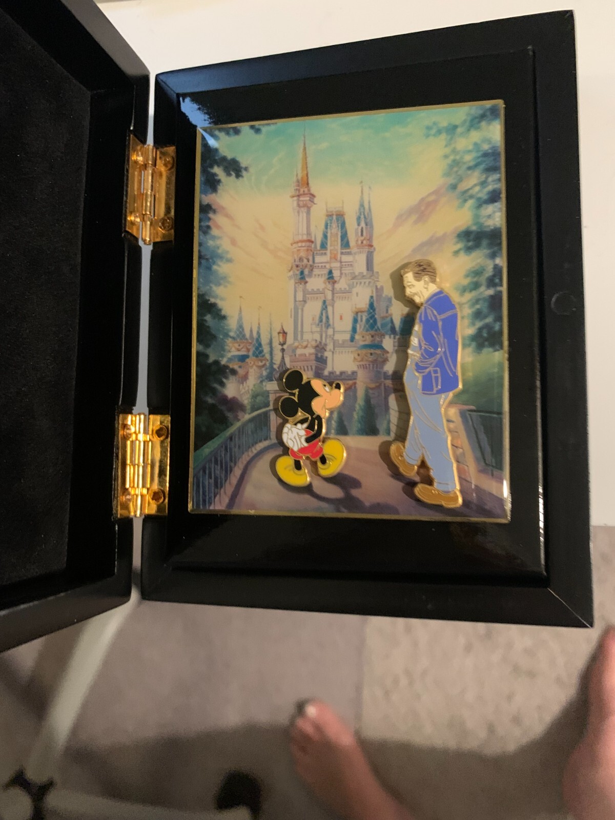2005 Disney WDW Happiest Celebration Walt and Mickey Walking to Castle LE pin