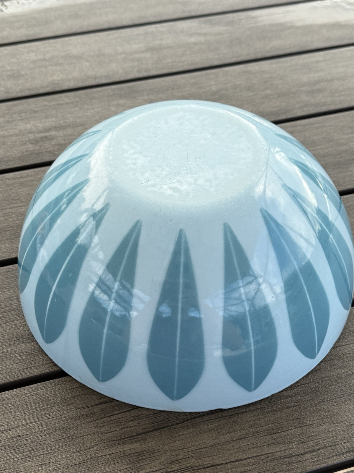 Cathrineholm Lotus Vintage Blue Enamel Bowl 9”