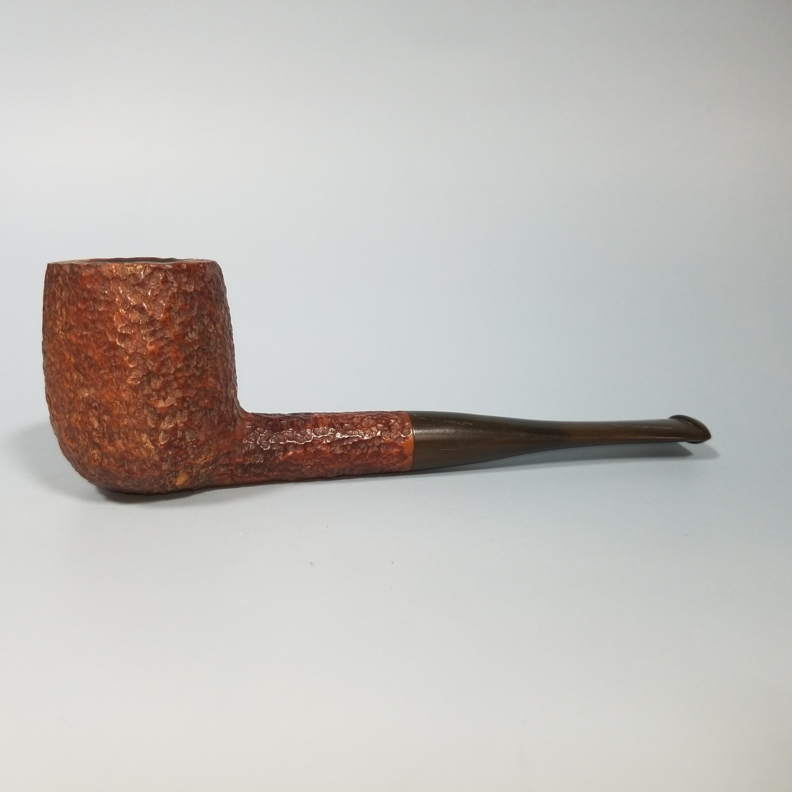 Savinelli Oscar 128 Rusticated Estate Briar Pipe