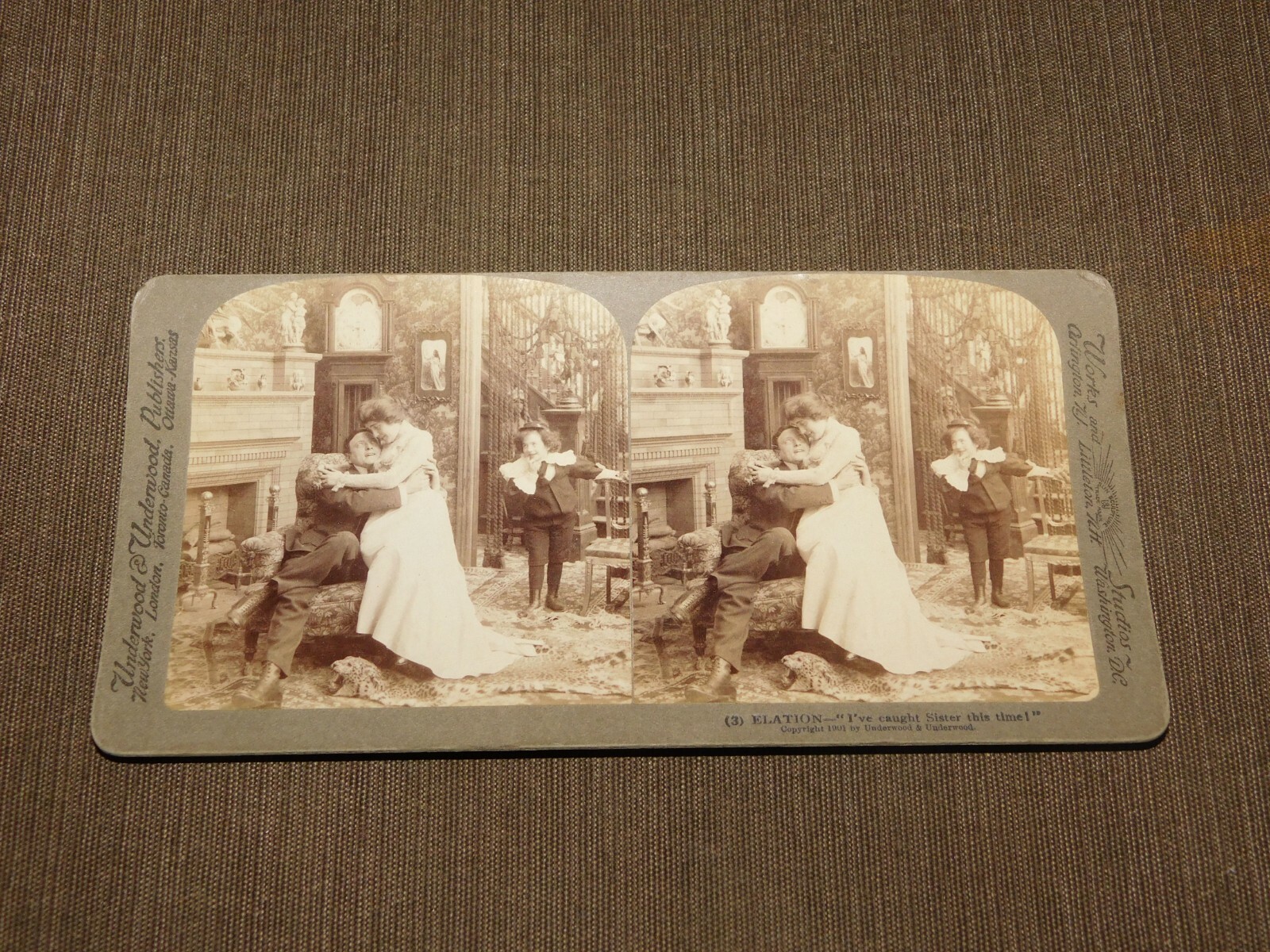 VINTAGE STEREOVIEW STEREOSCOPE CARD FUNNY 1901  I'VE CAUGHT SISTER THIS TIME