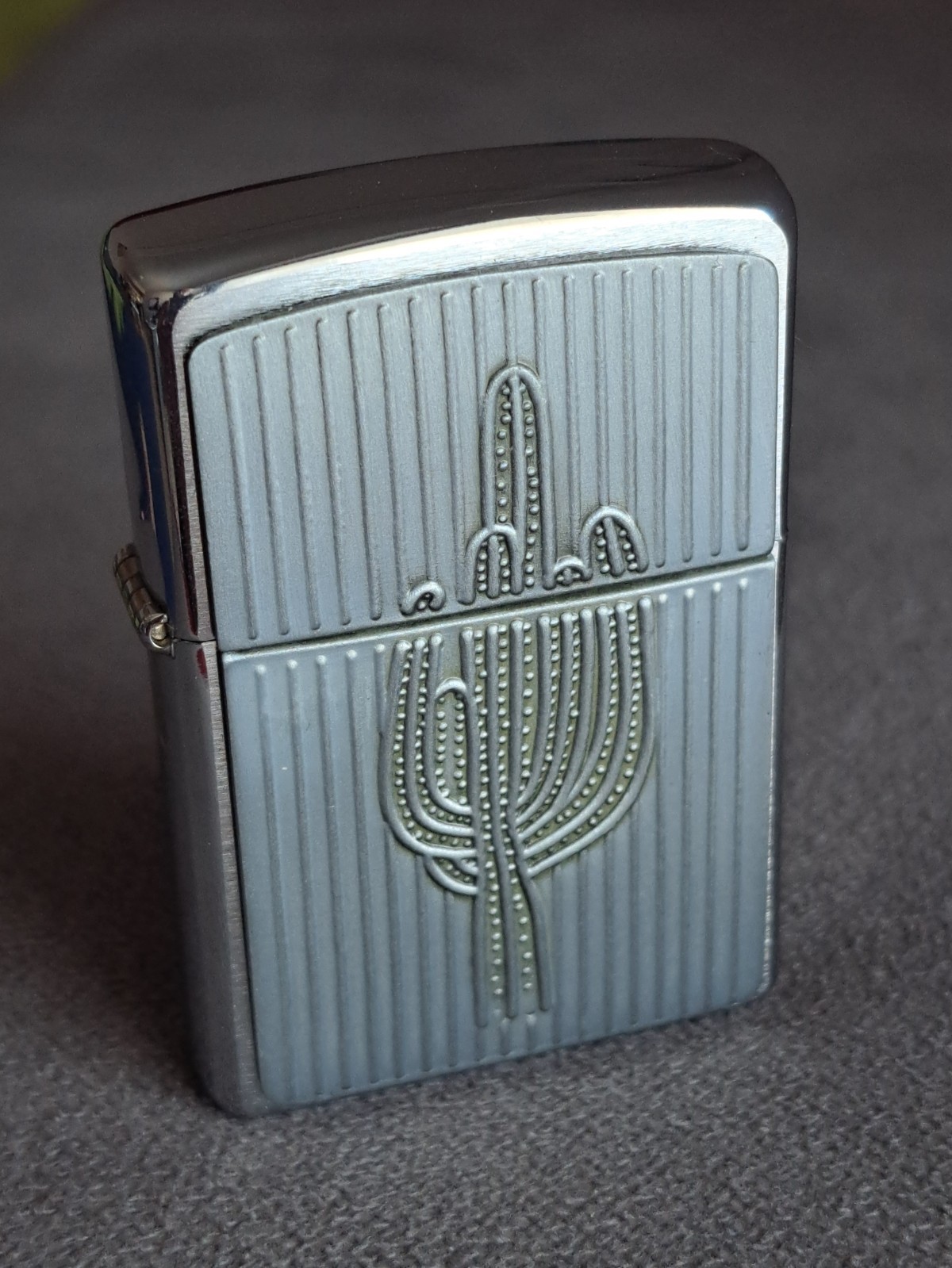 Vintage 2003 Zippo Marlboro Cactus Saguaro Emblem Lighter - Unfired Rare