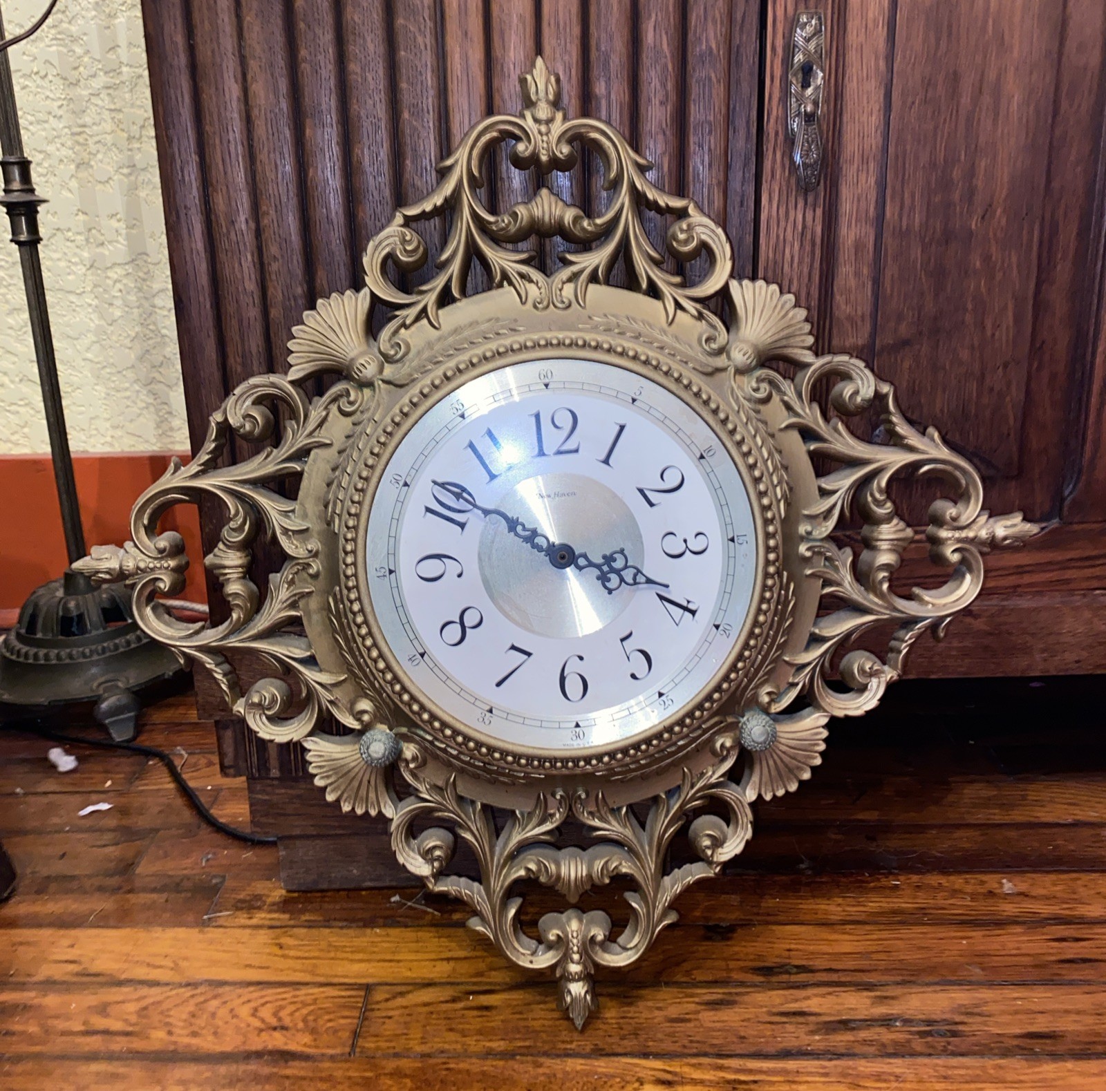 Burwood New Haven - 1963 MCMLXIII 264 - Gold Wall Clock - MCM - Made In USA