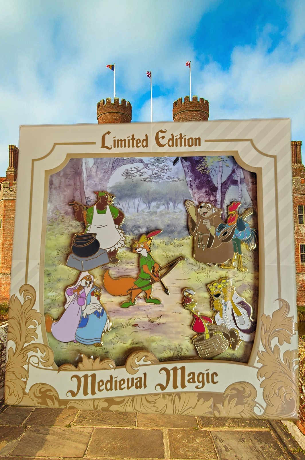 Disney Parks Medieval Magic Robin Hood Limited Edition LE 1000 Pin Set 2019