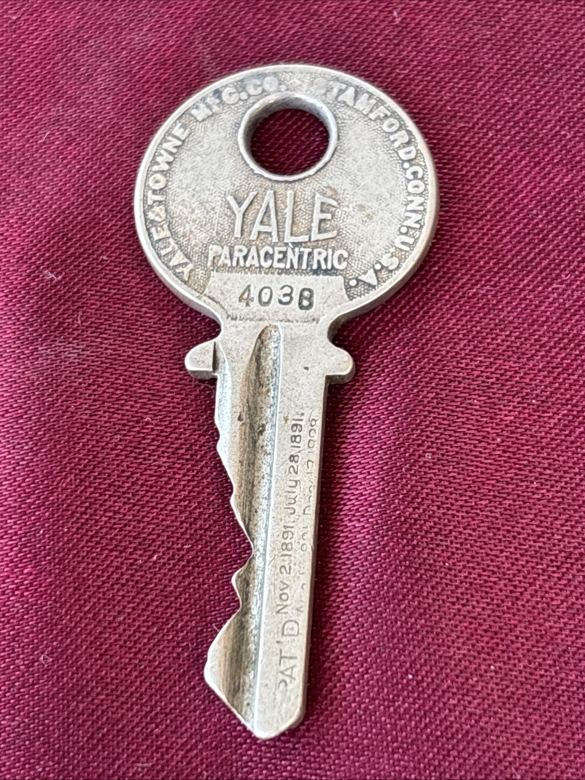Yale & TOWNE Antique Key “ Paracentric “ Security Key 4038