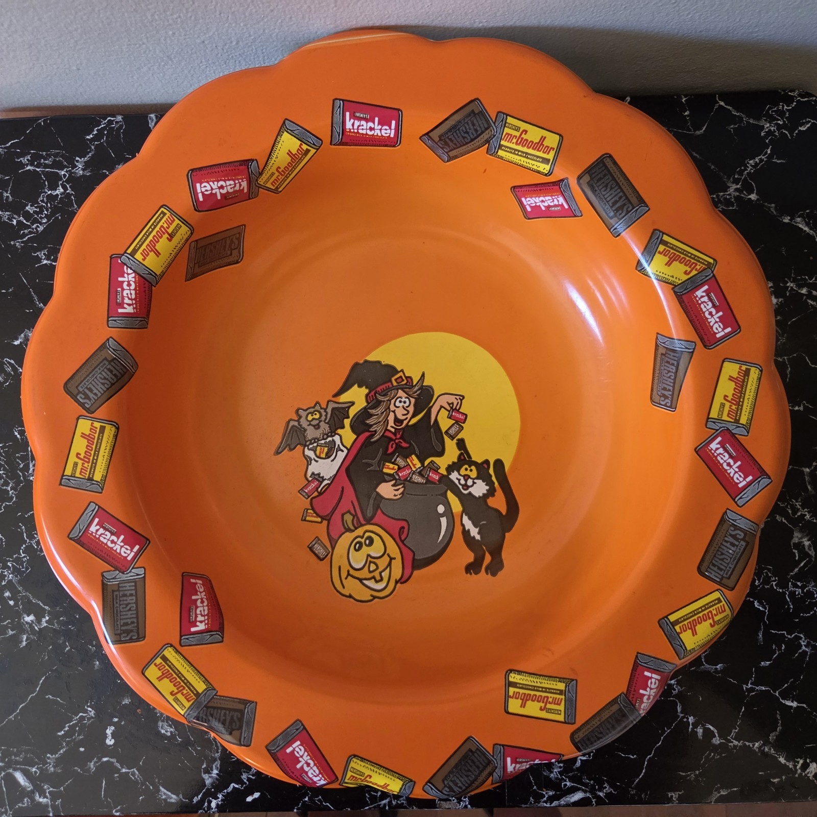 VINTAGE HERSHY\'S HALLOWEEN CHOCOLATE CANDY COOKIE BOWL WITCH BAT PUMPKIN OWL