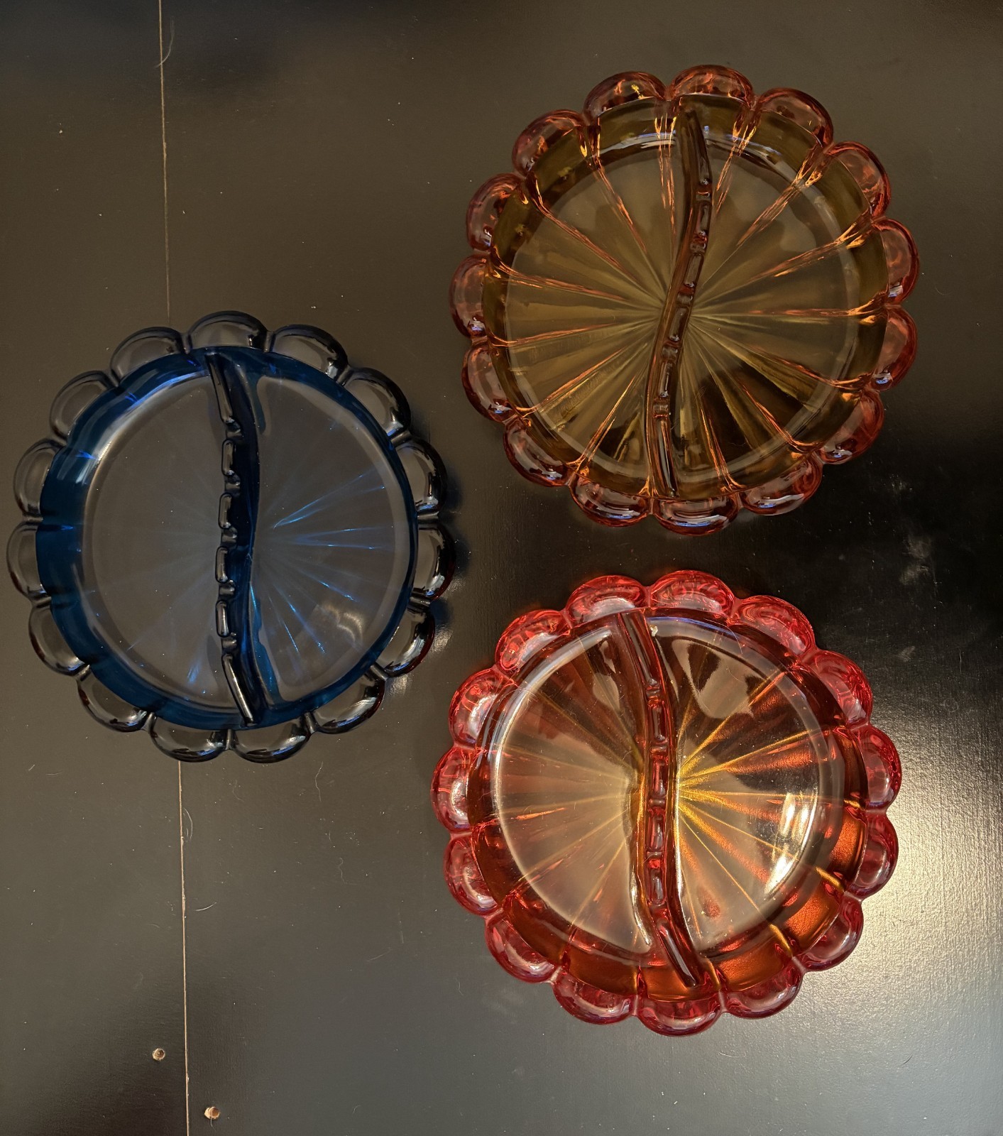 Vintage Mid-Century Modern Viking Art Glass Ribbed Ashtrays Set of 3
