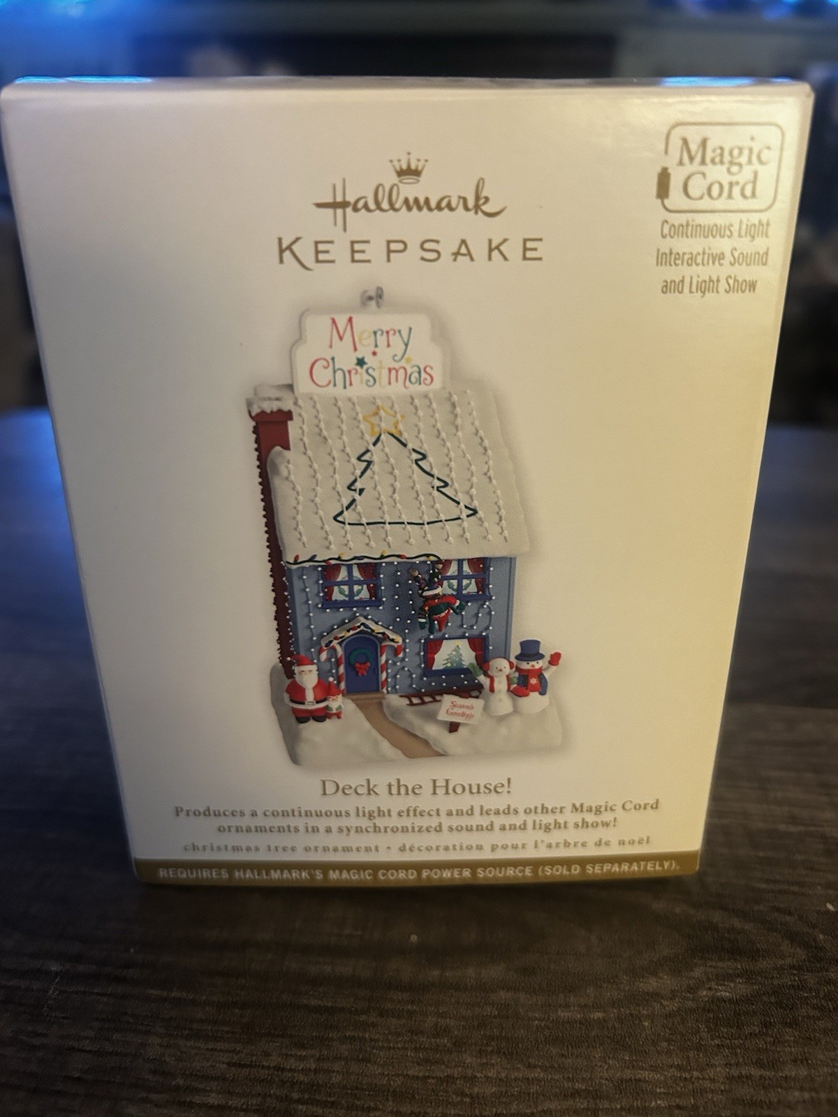 2012 Hallmark Keepsake Deck The House QXG3239 Magic Cord Christmas Ornament