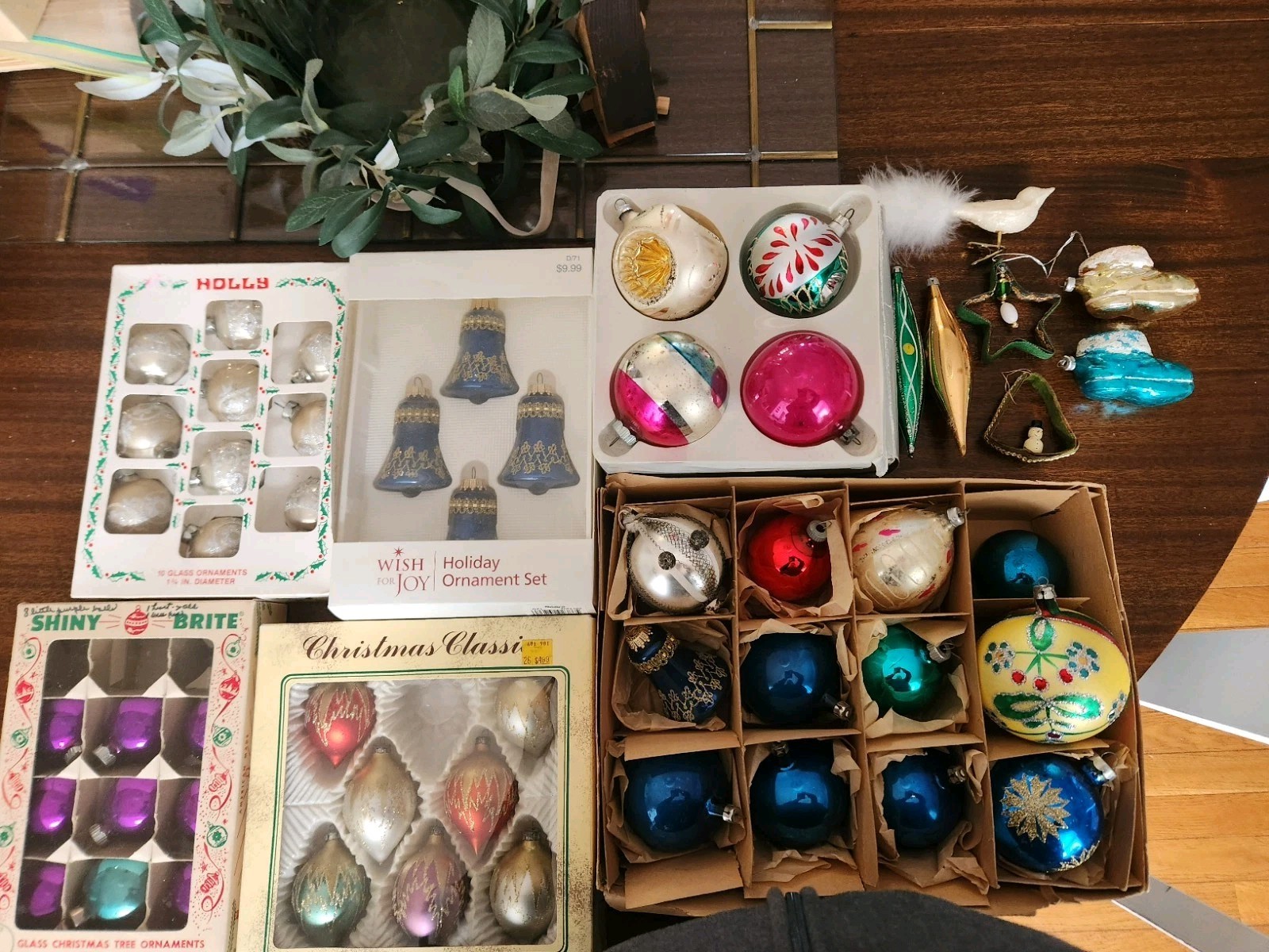 Vintage Lot Of Glass Ornaments Most Have Boxes
