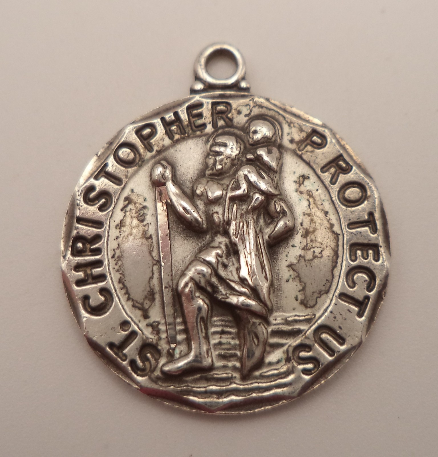 Vintage Regina Sterling Silver St. Christopher Medal Pendant 3.83g 3/4 inch