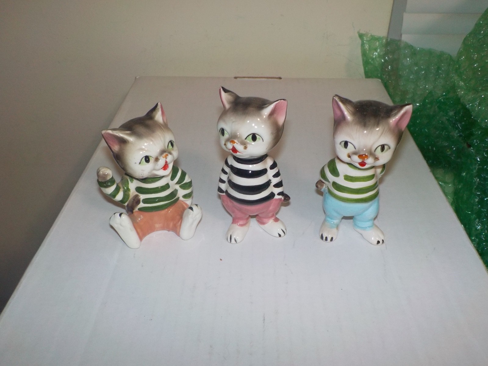 3 Vintage 1950\'s Kreiss Ceramic Posing Kitten Cats Set C