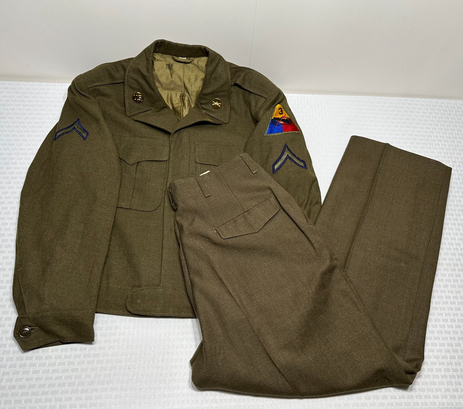 Vtg 40's WWII 2 PC US 3rd Armored Division Ike Jacket 38R Wool Uniform Pant Set