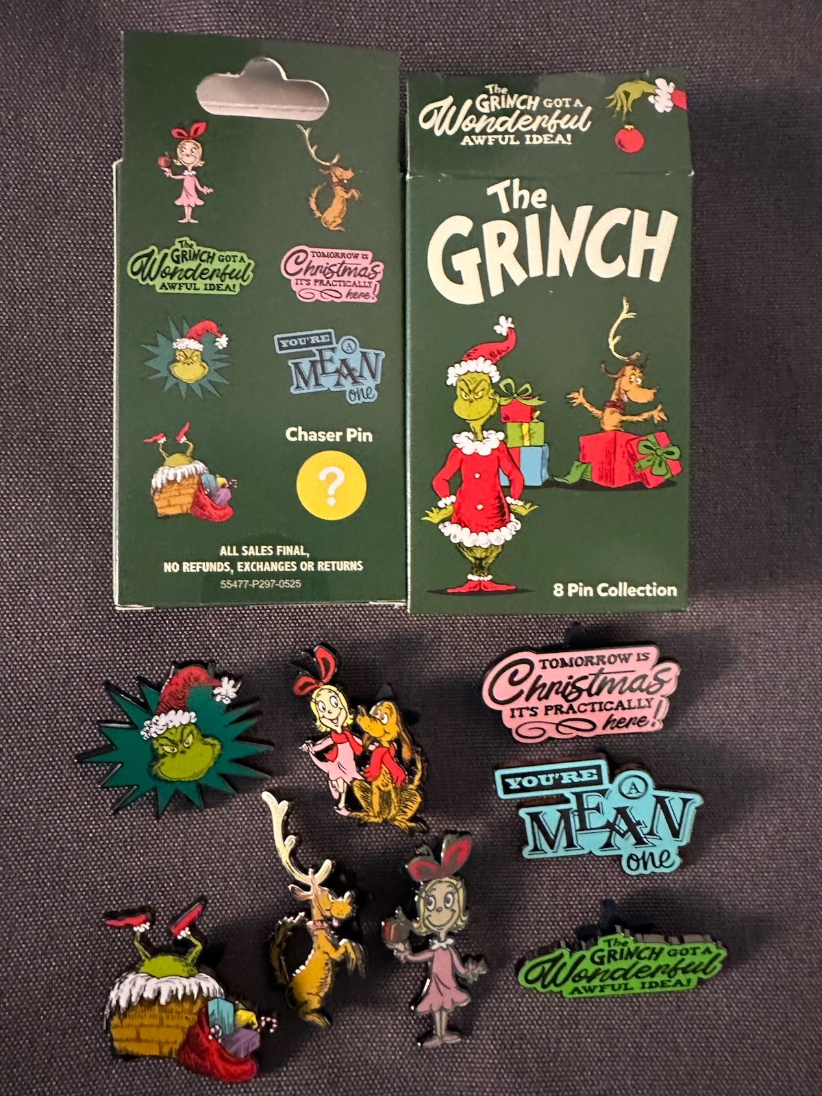 Authentic Universal Studios The Grinch 8 Mystery Pin Full Set- In Hand