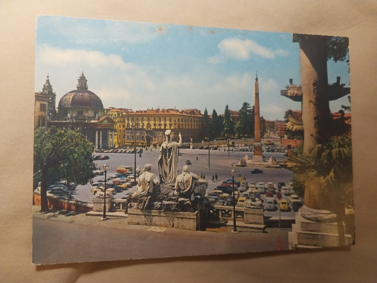 Post Card Roma The People\'s Square Unused 